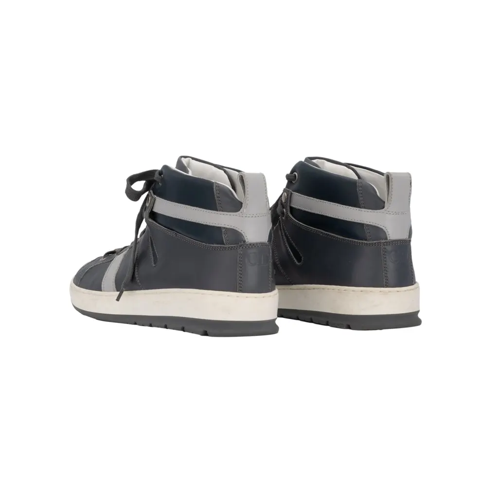Christian Dior and White Sneakers - '10s White Leather Good - Inside View