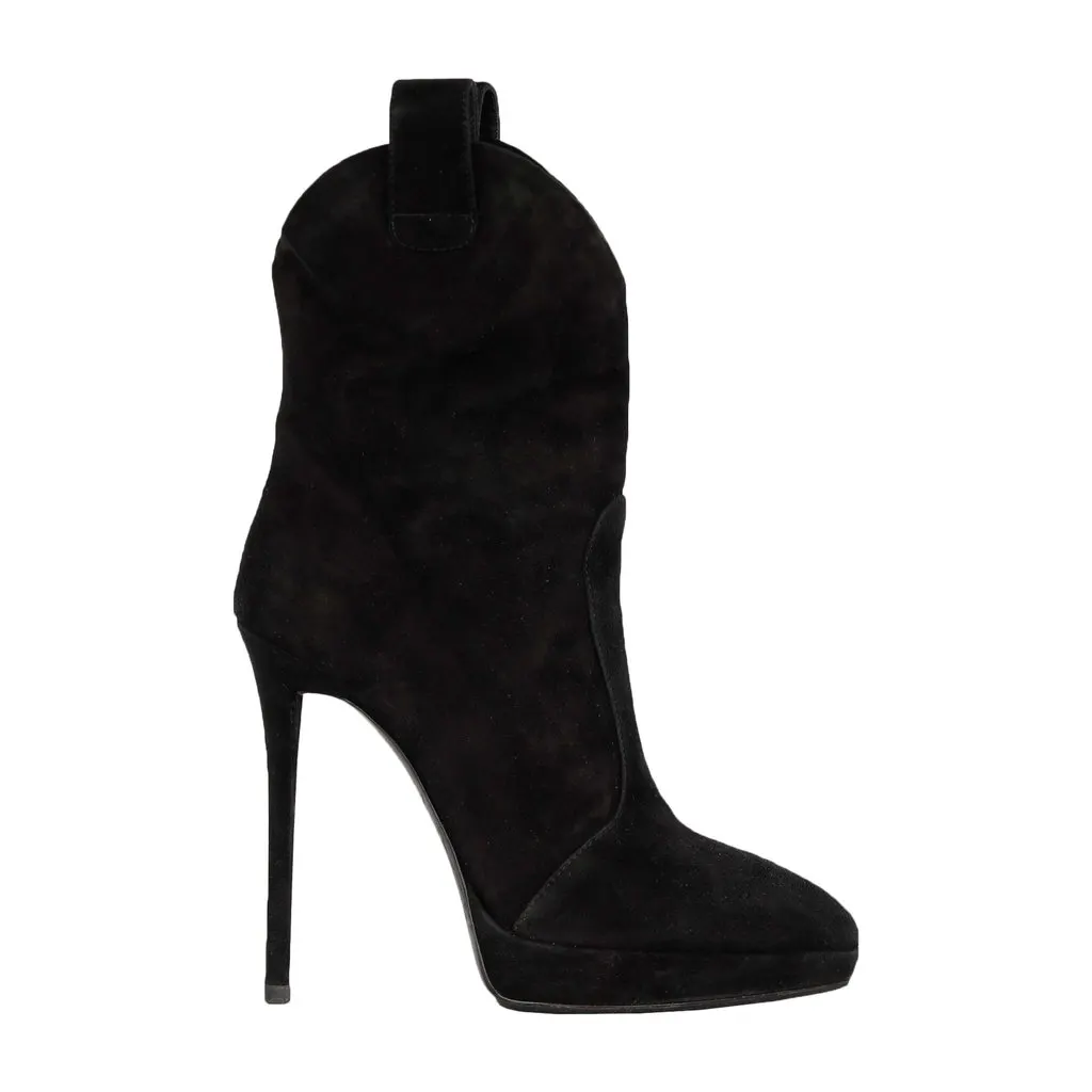 Giuseppe Zanotti Pointy Suede Black Boots- '20s Black Suede Good - Front View