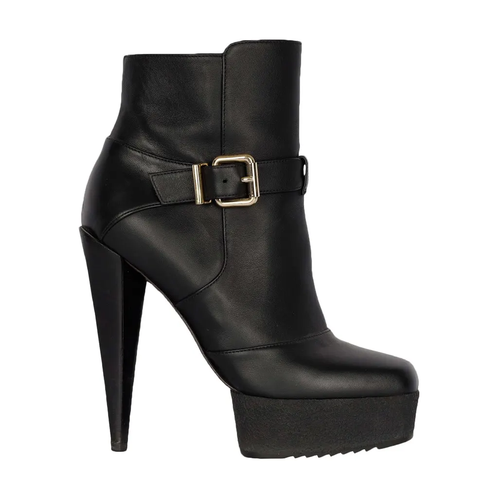 Fendi Black Leather Ankle Boots with Heels - '20s Black Leather Good - Front View