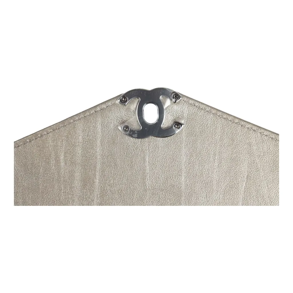 Chanel Embellished 'Chain Sequins' Chevron Flap Bag - '10s Silver Leather Good - Box View