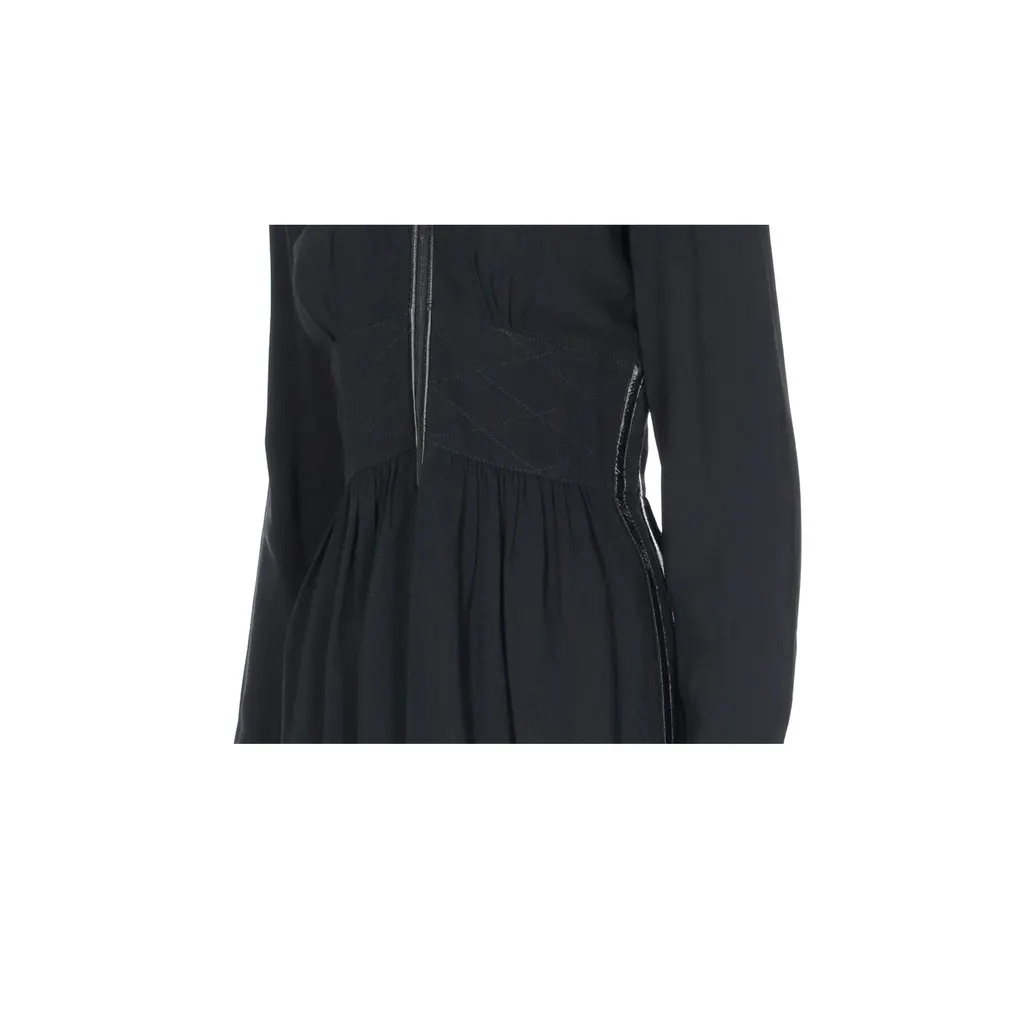 Louis Vuitton Black Zippered Dress - '10s Black Good - Model View
