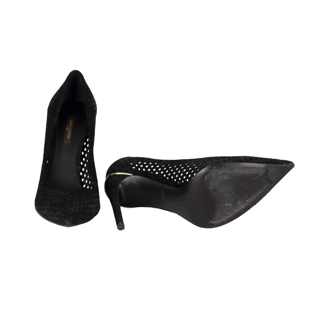 Louis Vuitton Perforated Suede Eyeline Pumps - '10s Black Suede Good - Model View