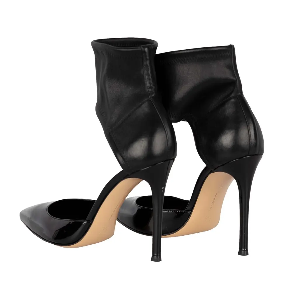Gianvito Rossi Ankle Strap Pump Heels - '10s Black Leather Good - Inside View
