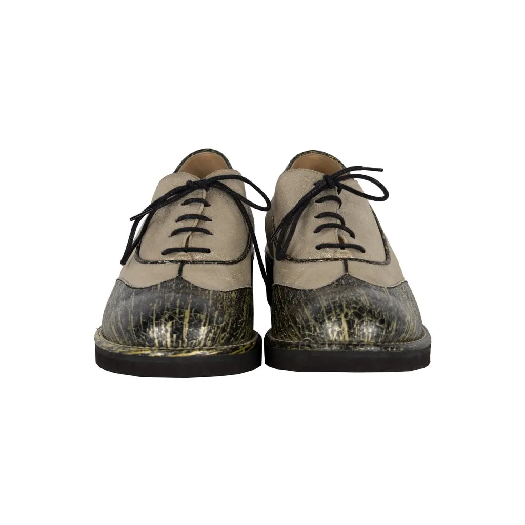 Chanel Two-tone Shimmer Lace-up Oxford Shoes - '10s Black Lace Good - Back View