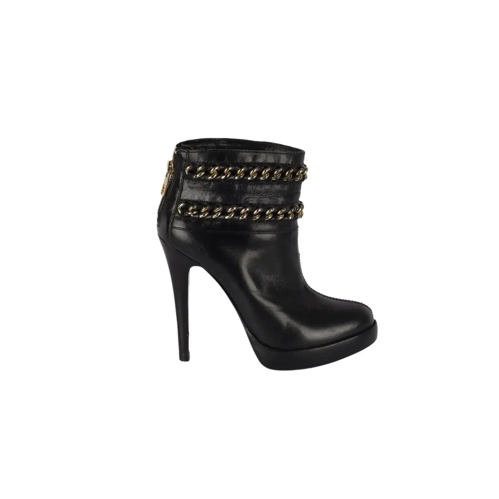 Tory Burch Ankle Boots with Chain Details - '10s Black Leather Good - Front View