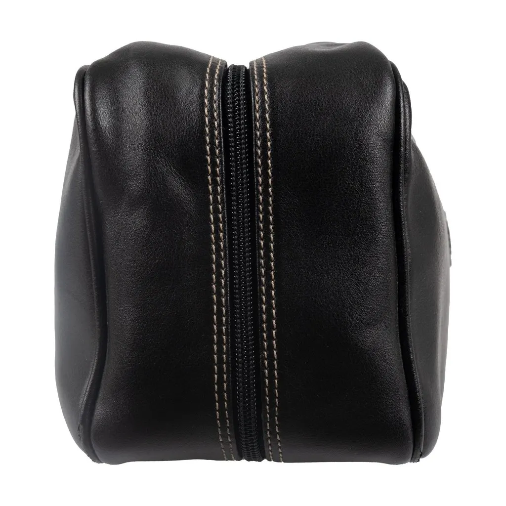 Gianfranco Ferré Toilet Pouch Bag - '10s Black Leather Good - Model View