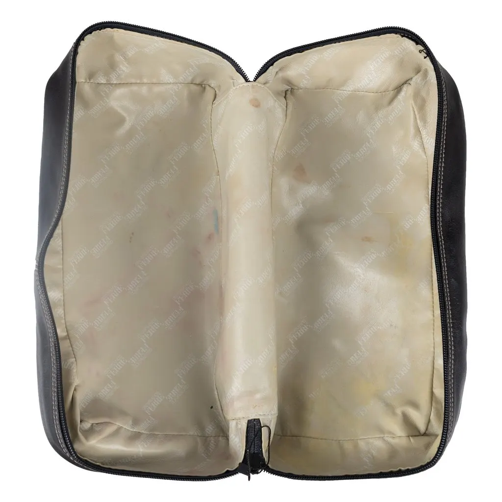 Gianfranco Ferré Toilet Pouch Bag - '10s Black Leather Good - Box View