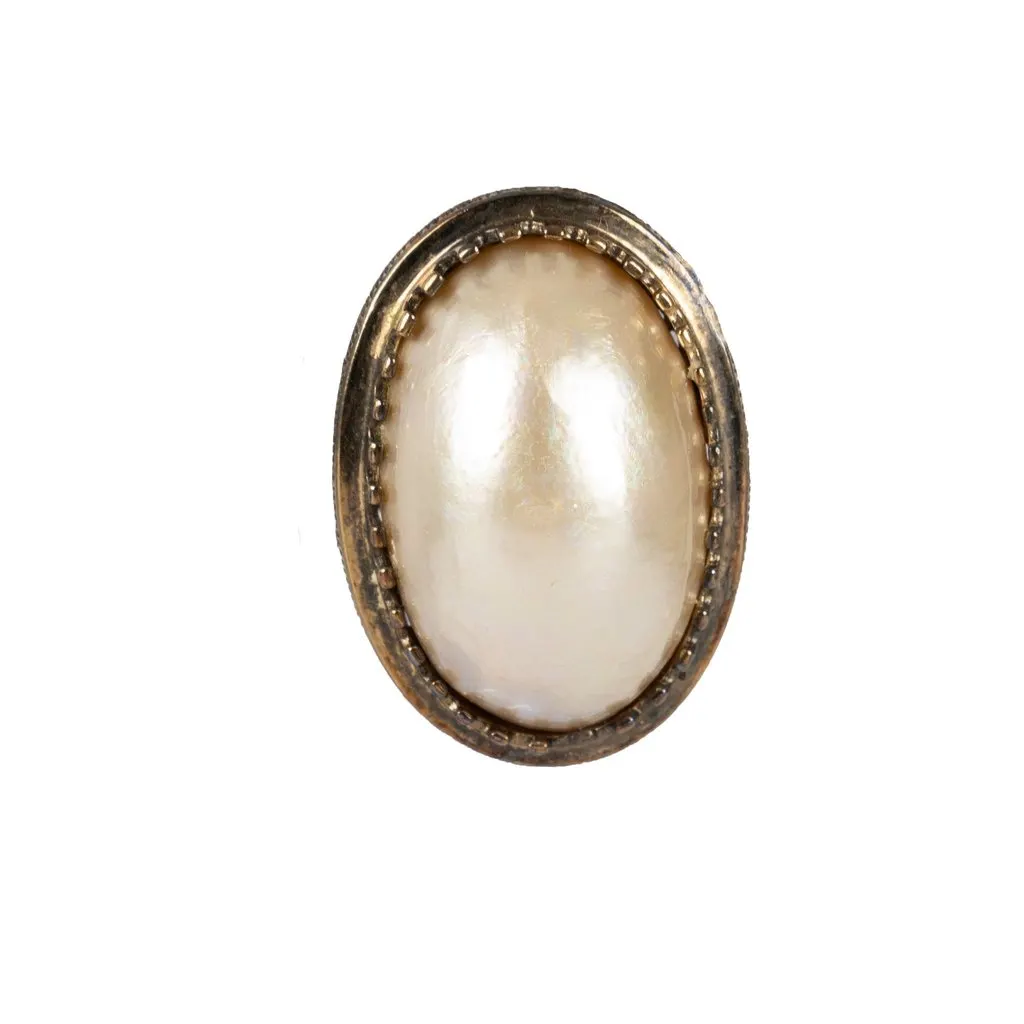 Unsigned Vintage Faux Pearl Ring - '90s Red Good - Front View