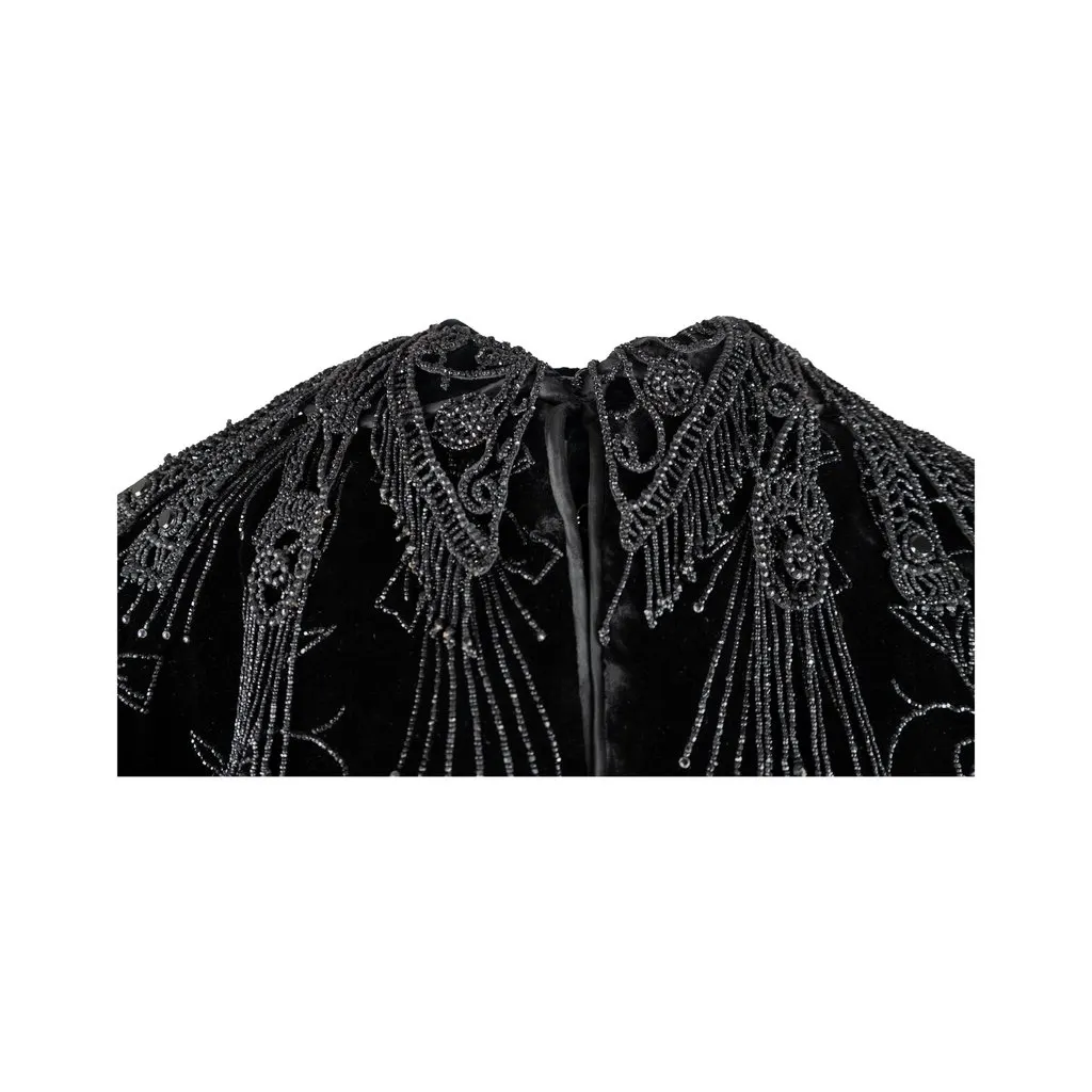 Unsigned Embroidered Cape - '90s Red Velvet Good - Inside View