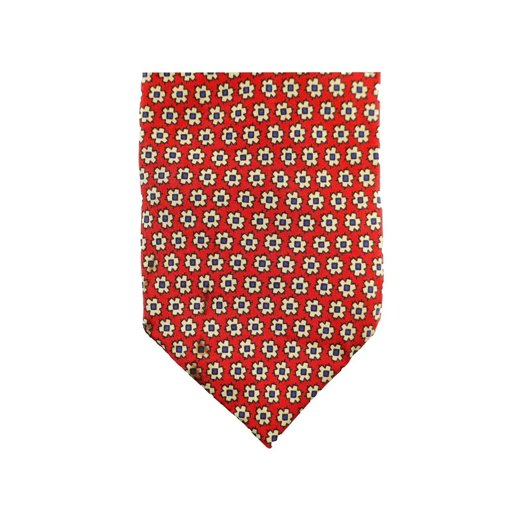 Saint Laurent Yves Saint Laurent Silk Tie - '00s Red Silk Good - Model View
