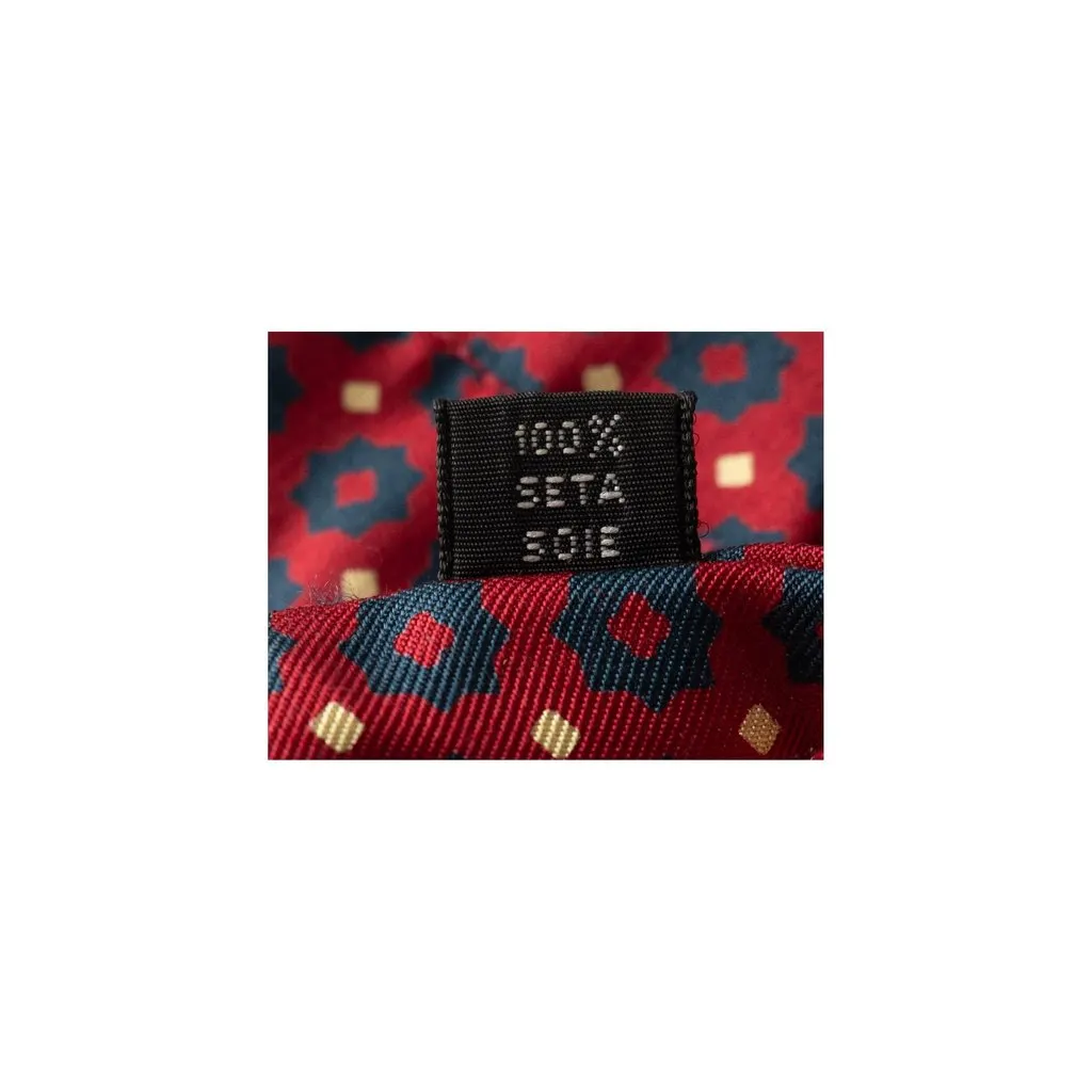 Unsigned Flower Pattern Foulard - '90s Red Silk Good - Model View