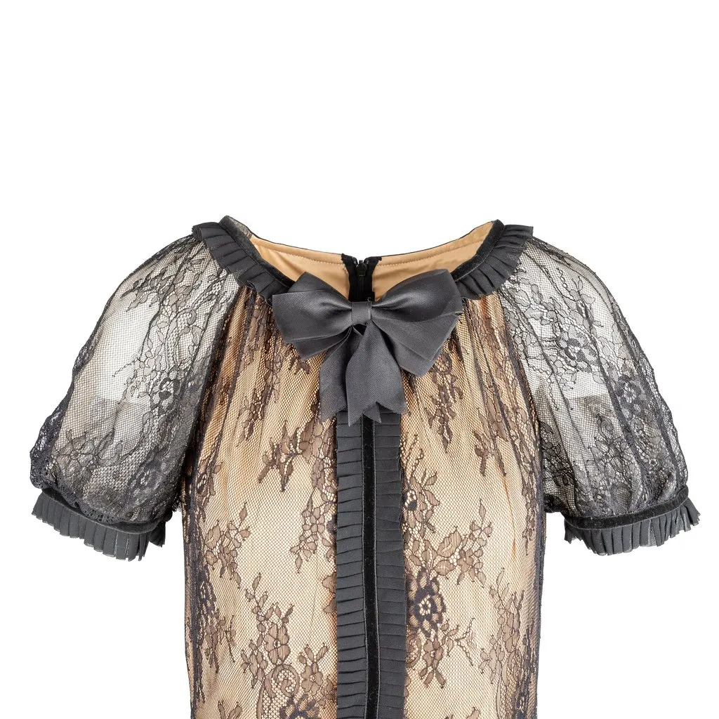 Unsigned Dress - '10s Black Lace Good - Box View