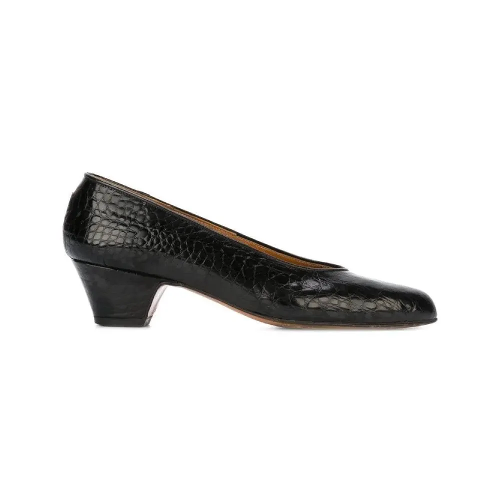 Fendi Shiny Black Leather Pumps - '80s Black Leather Good - Front View
