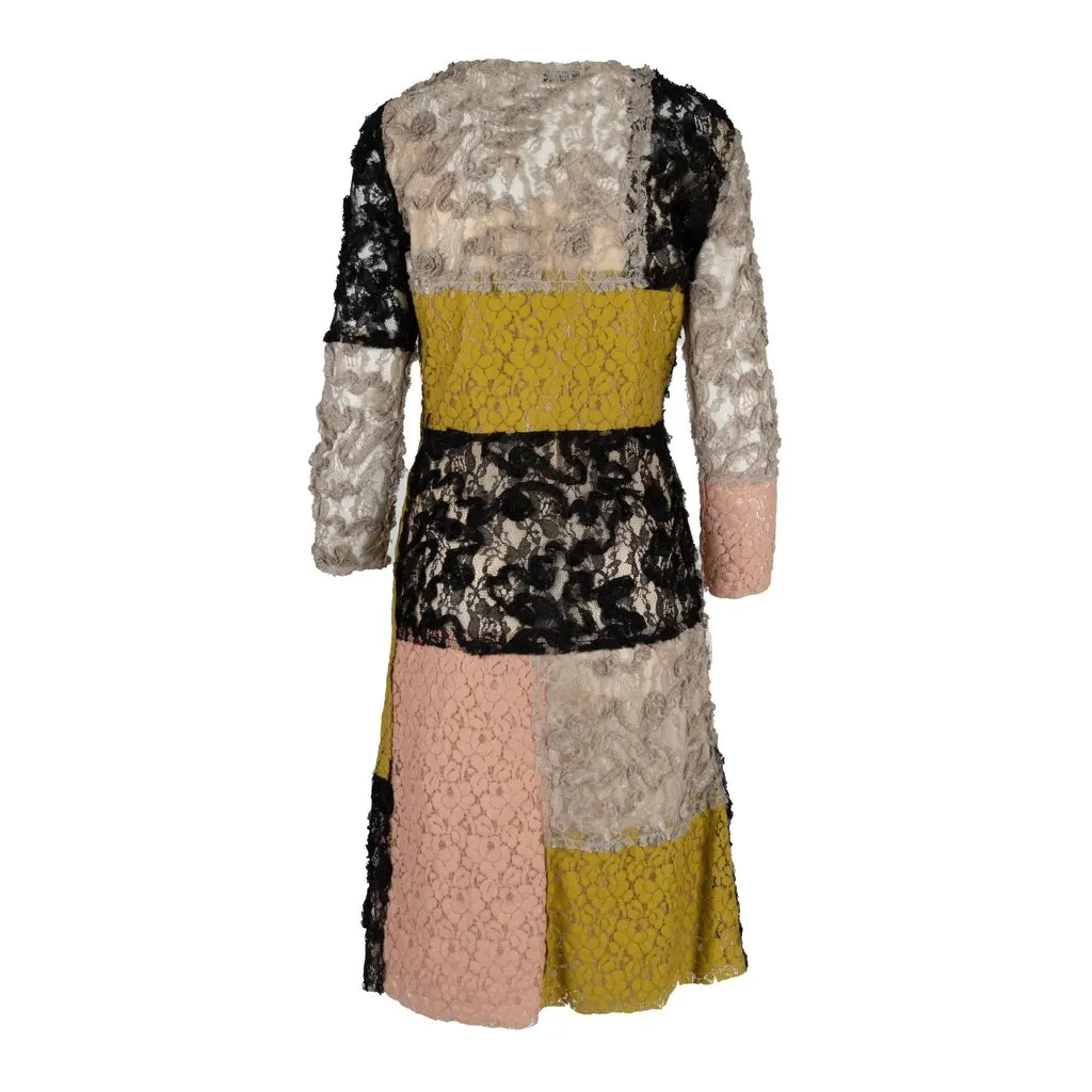 Moschino Cheap and Chic Colorblock Lace Dress - '10s Beige Lace Good - Inside View