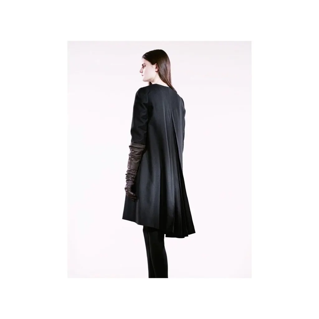 Unsigned Roberta Furlanetto Coat with Back Pleats - '10s Red Silk Good - Back View