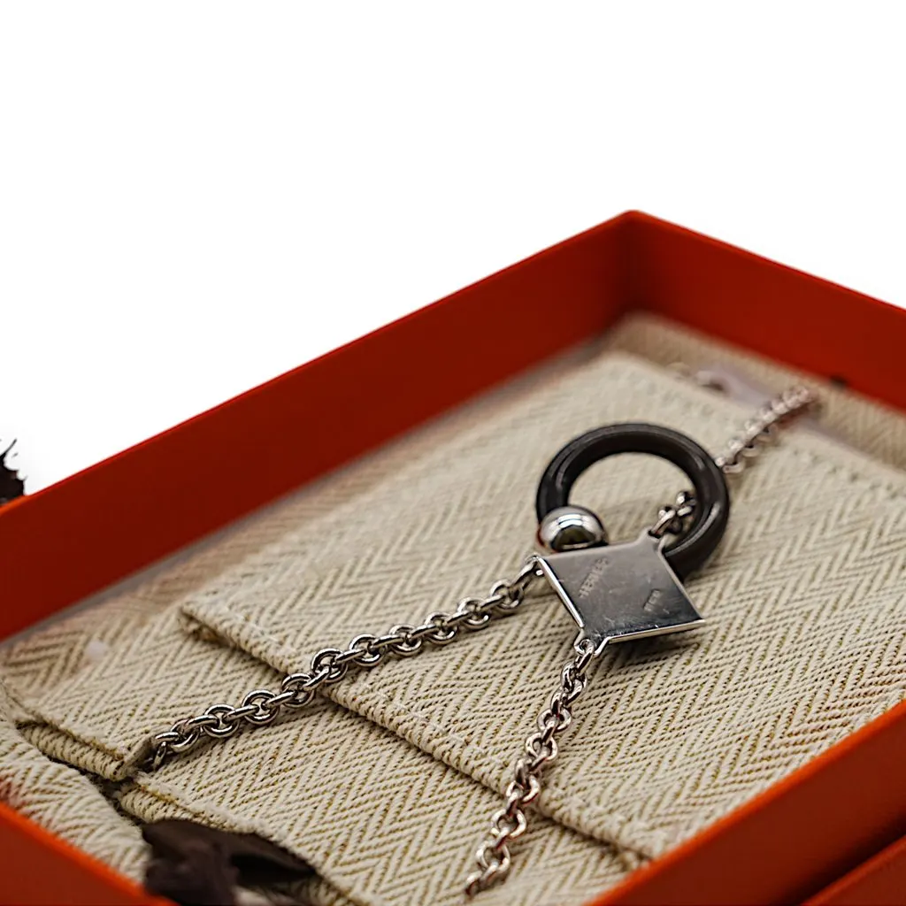 Hermès Medor XO Necklace - '20s Red Lace Good - Box View
