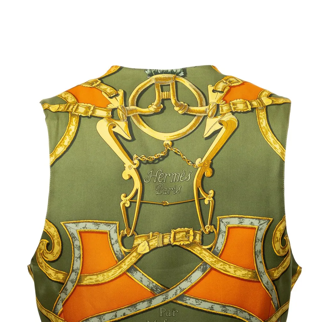 Hermès Vintage Vest - '90s Red Cotton Good - Model View
