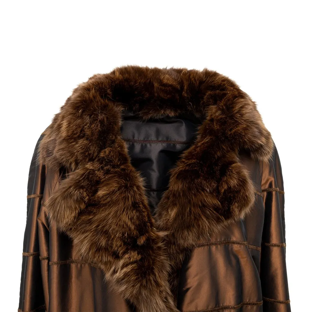 Unsigned Coat with Fur - '90s Brown Satin Good - Model View
