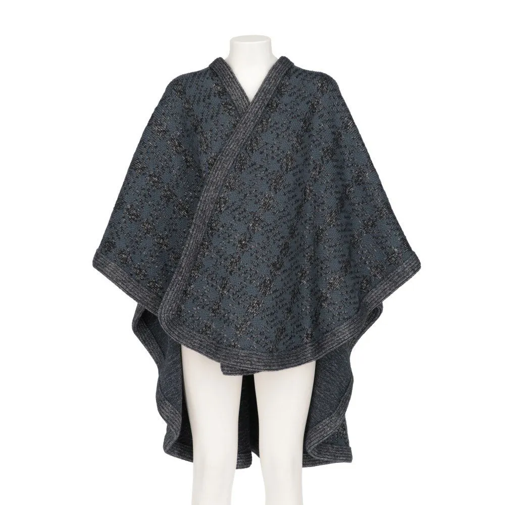 Unsigned Grey Wool Cape - '80s Grey Wool Good - Front View