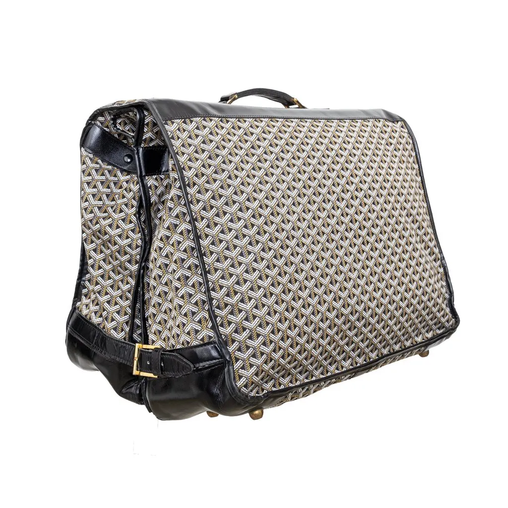Goyard Vintage Garment Bag - '70s Red Good - Model View