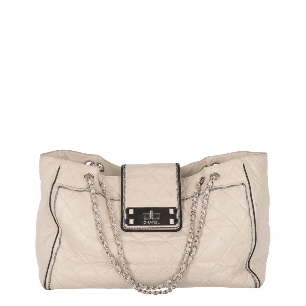 Chanel Beige Matelassé Leather Tote - 2000s Beige Leather Good - Front View