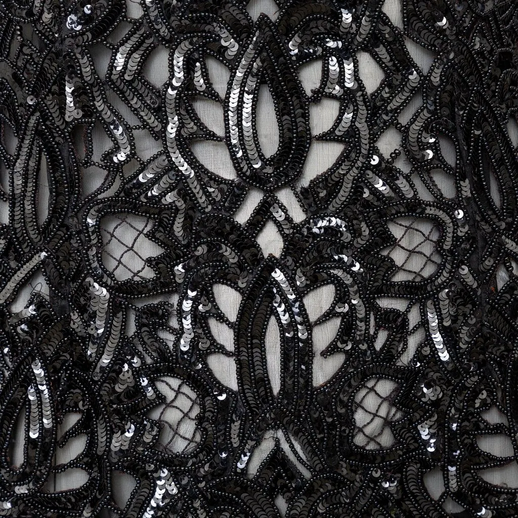 Valentino Night Beaded Dress - '90s Red Silk Good - Box View