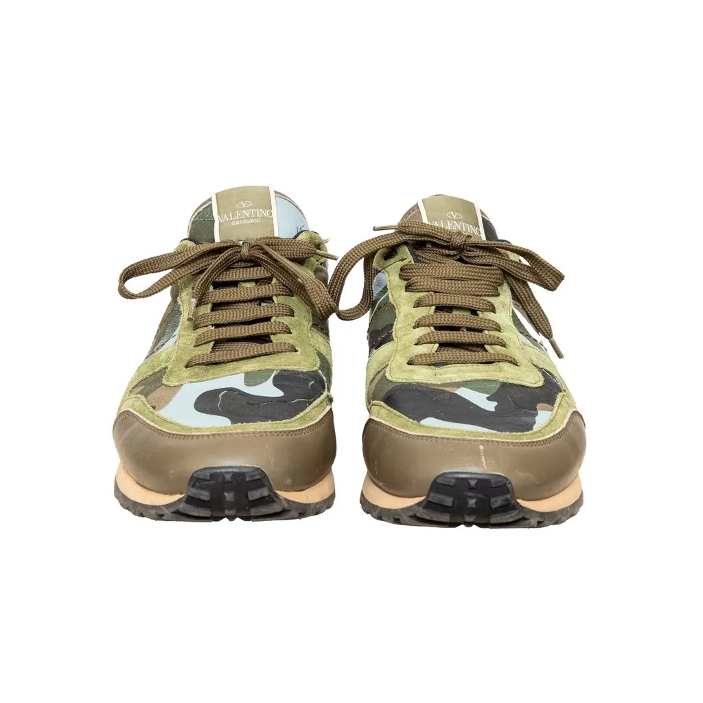 Valentino Rockrunner Sneakers - '20s Red Suede Good - Model View