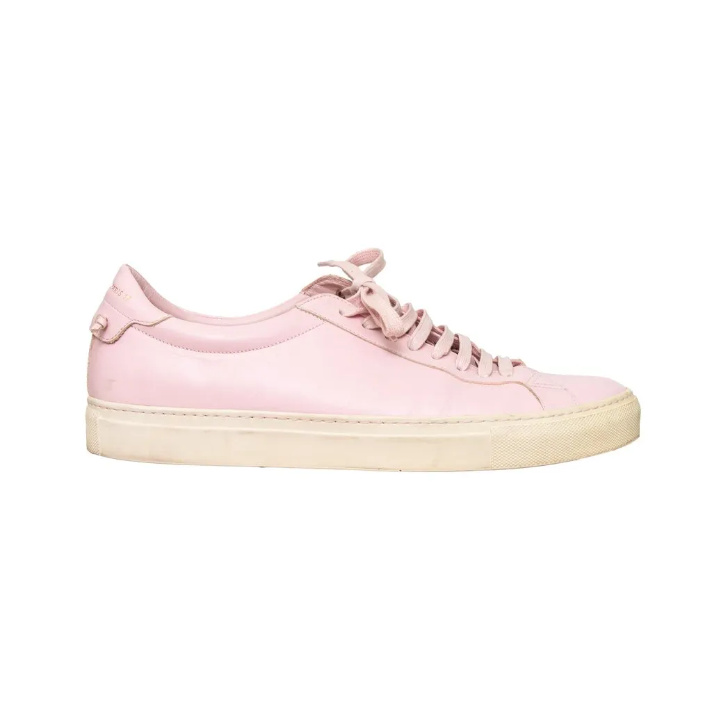 Givenchy Classic Low Sneakers - '10s Pink Leather Good - Front View
