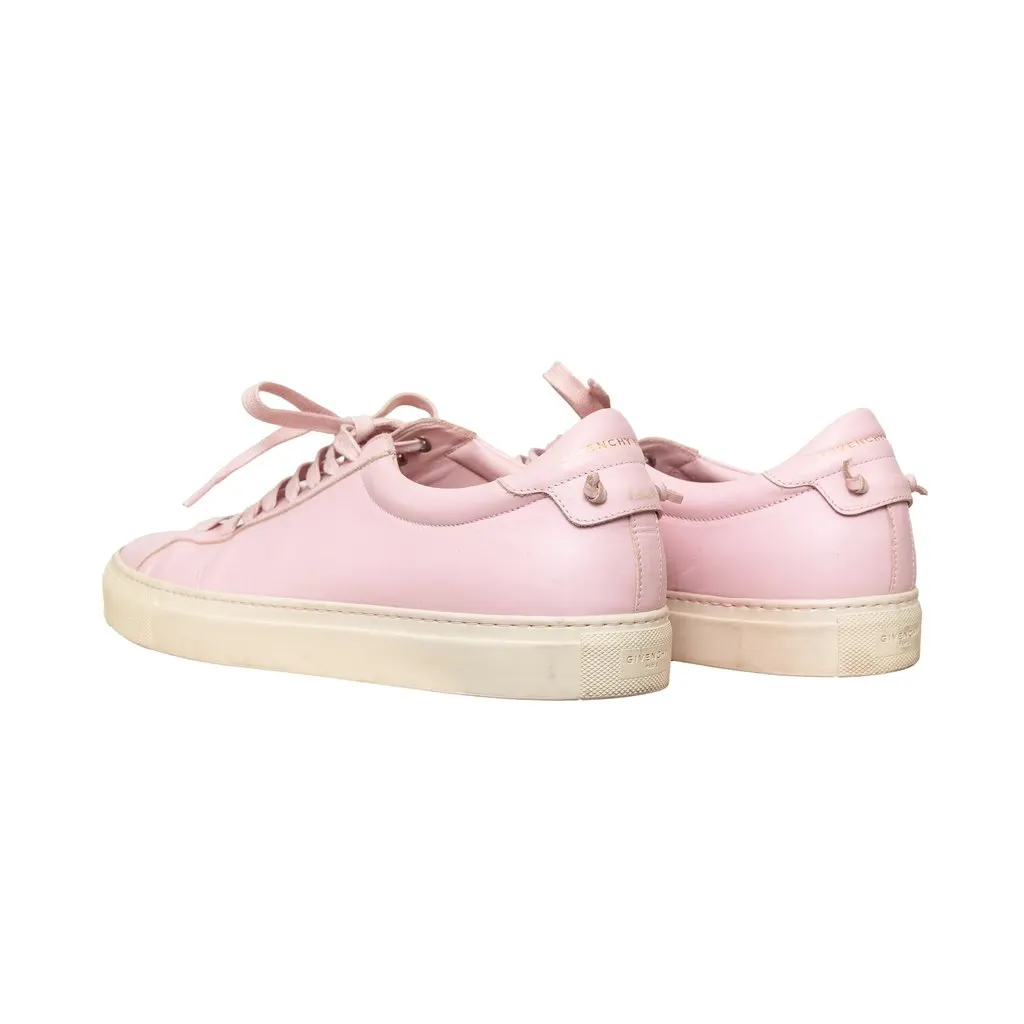 Givenchy Classic Low Sneakers - '10s Pink Leather Good - Back View
