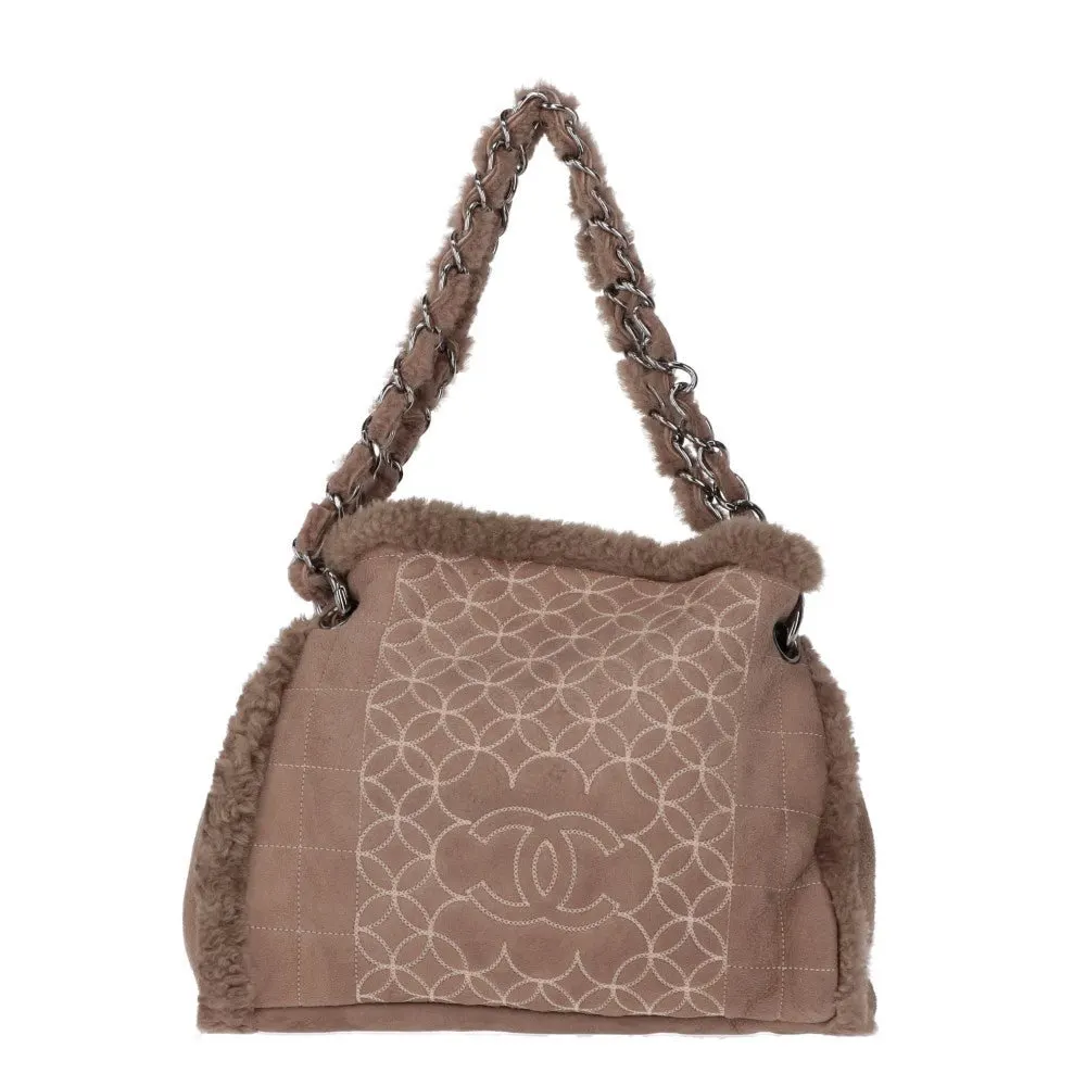 Chanel Beige Sheepskin Logoed Bag - 2000s Beige Leather Good - Front View
