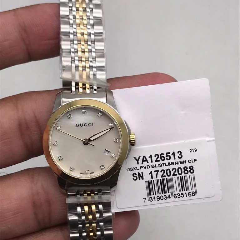 Gucci G-Timeless YA126513 Silver Never worn, with tag - Model View