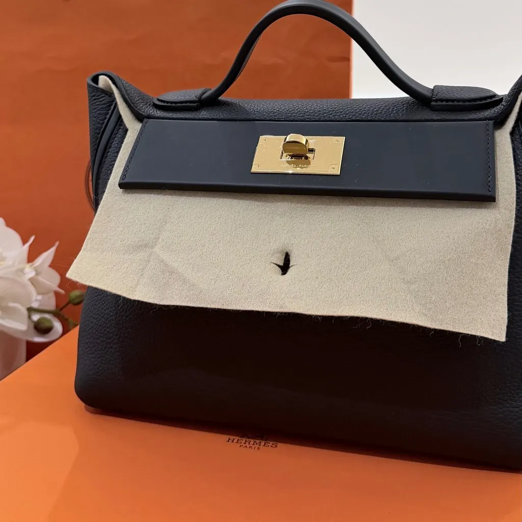 Hermès 24/24 Black Leather Never worn, with tag - Back View