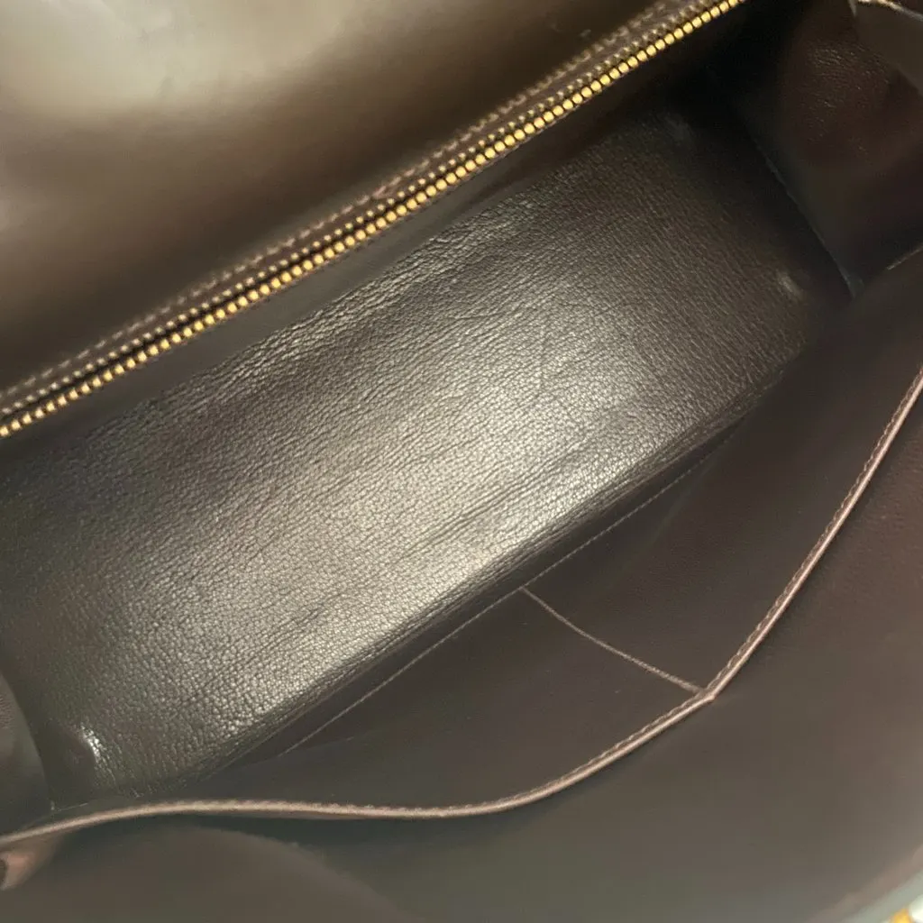 Hermès Kelly 32 Brown Box (Chocolat) Calf Gold Hardware (GHW) Brown Leather Good - Model View