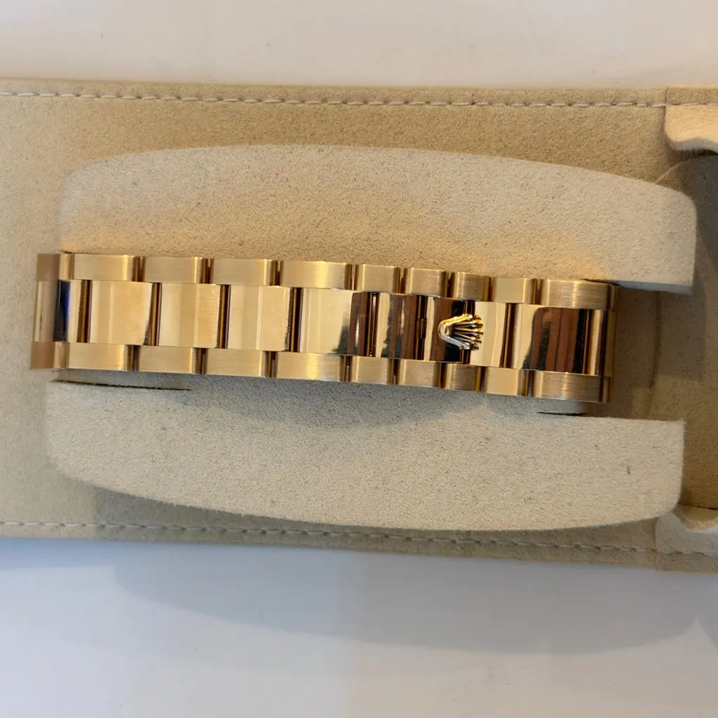 Rolex Day-Date Purple Gold Never worn - Back View