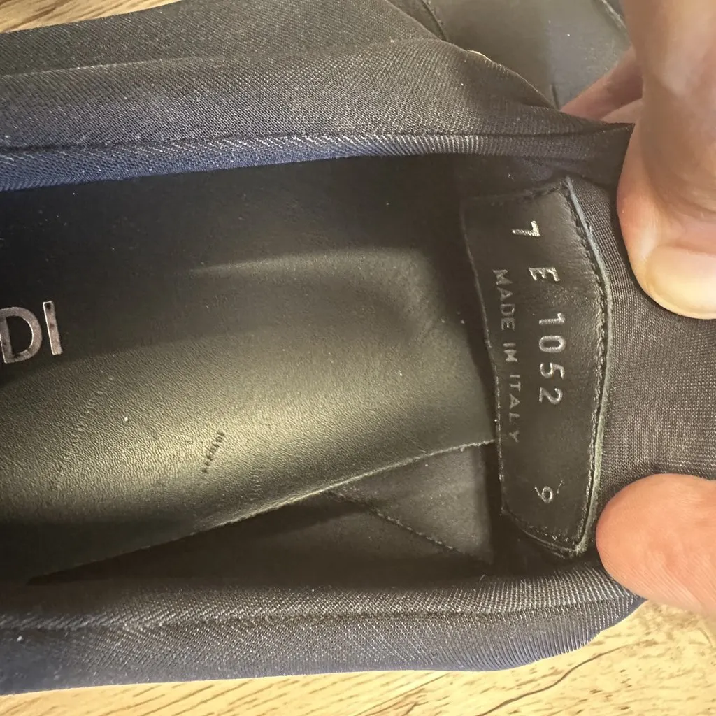 Fendi Fendi Roma Men’s Black Sneakers Size 9 Made in Italy 7E1052 Black Leather Very good - Box View