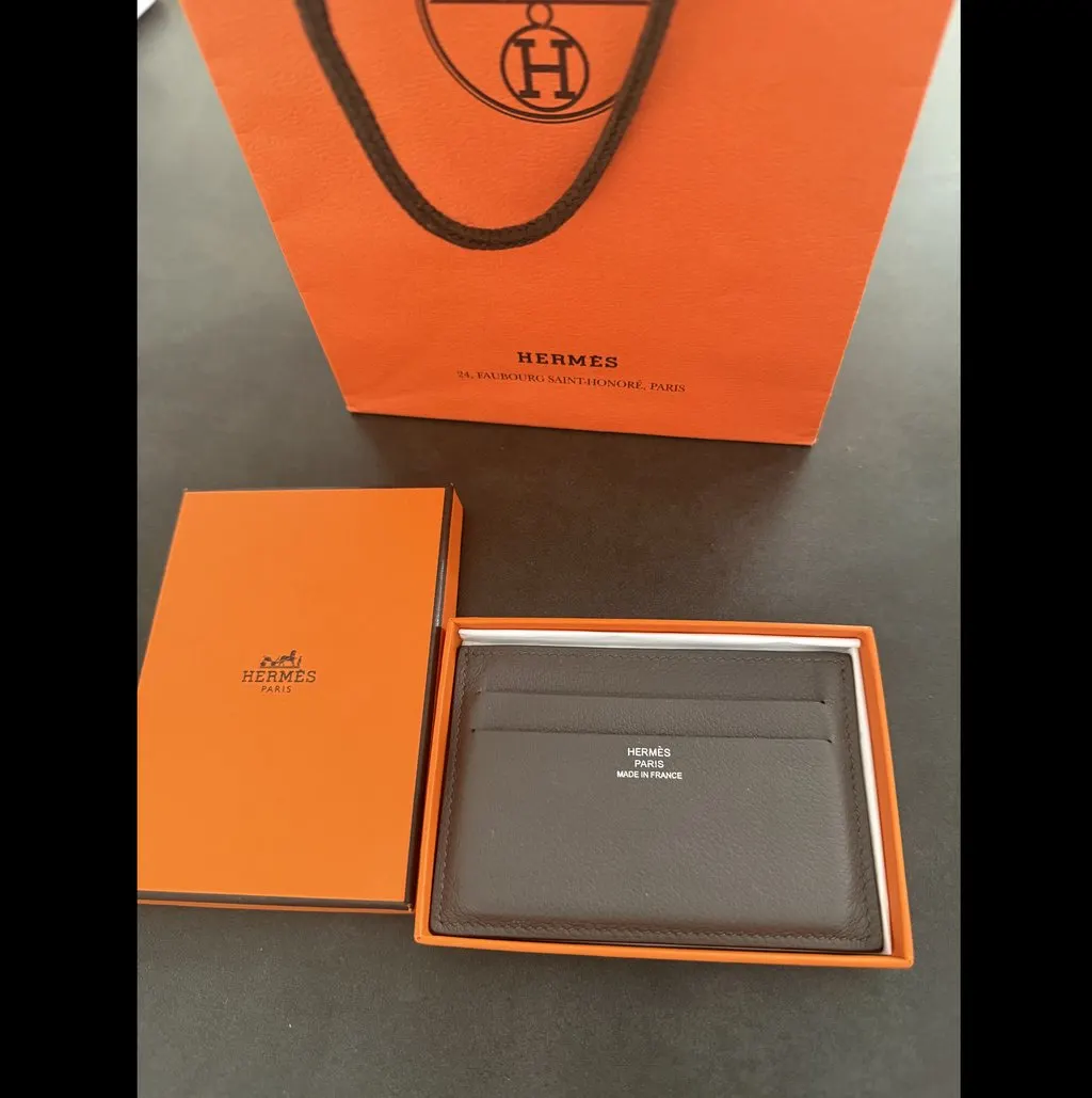 Hermès Cardholder Grey Leather Good - Inside View
