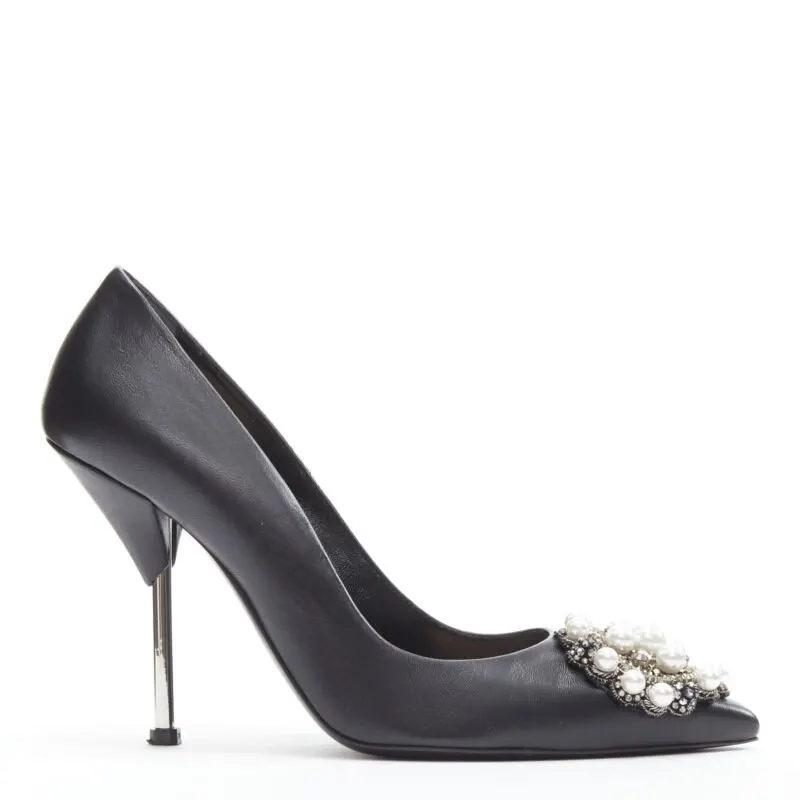 Alexander McQueen Pearl Stiletto Pumps Black Leather Very good - Inside View