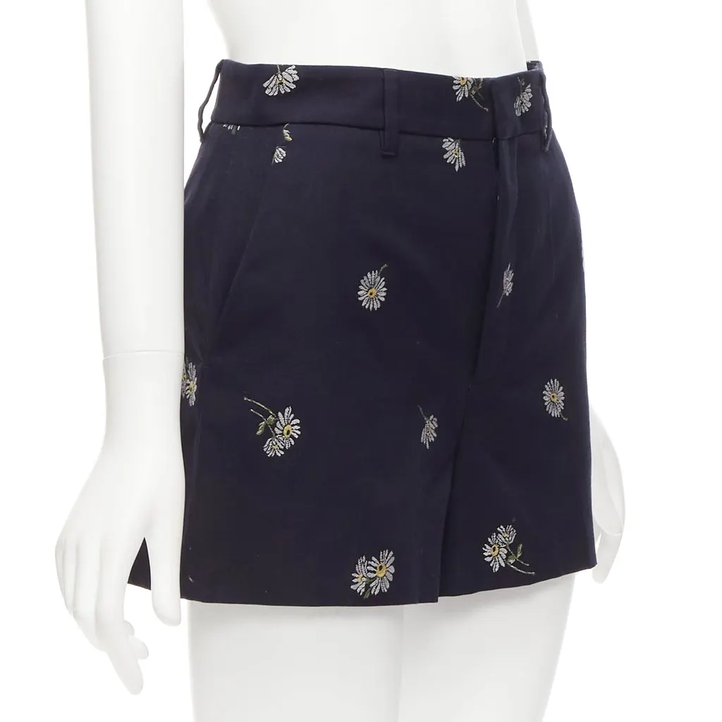 Red Valentino Daisy Floral Shorts Navy Cotton Never worn - Inside View