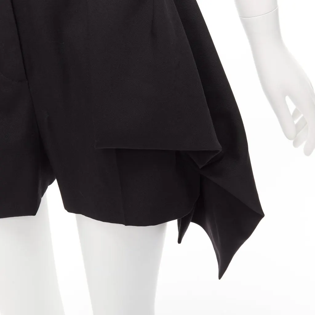 Alexander McQueen Cascade Wide Shorts Black Wool Never worn - Back View