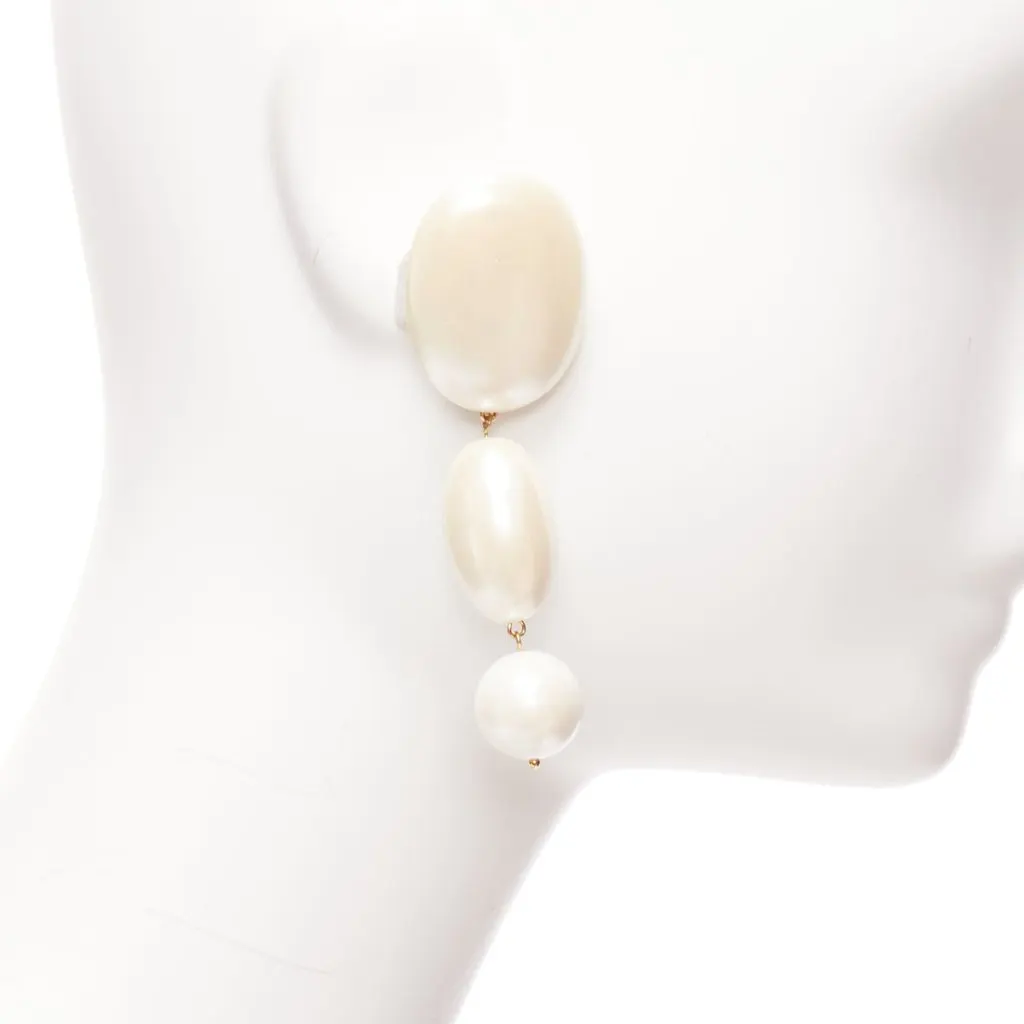 Lele Sadoughi Geometric Pearl Earrings Ecru Pearl Fair - Inside View