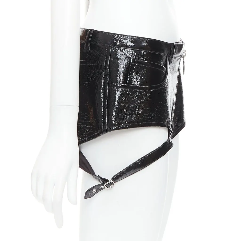 Courrèges Harness Boy Shorts Black Cotton Very good - Model View