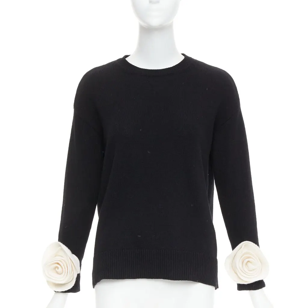 Valentino Black Wool Knitwear Black Wool Very good - Front View
