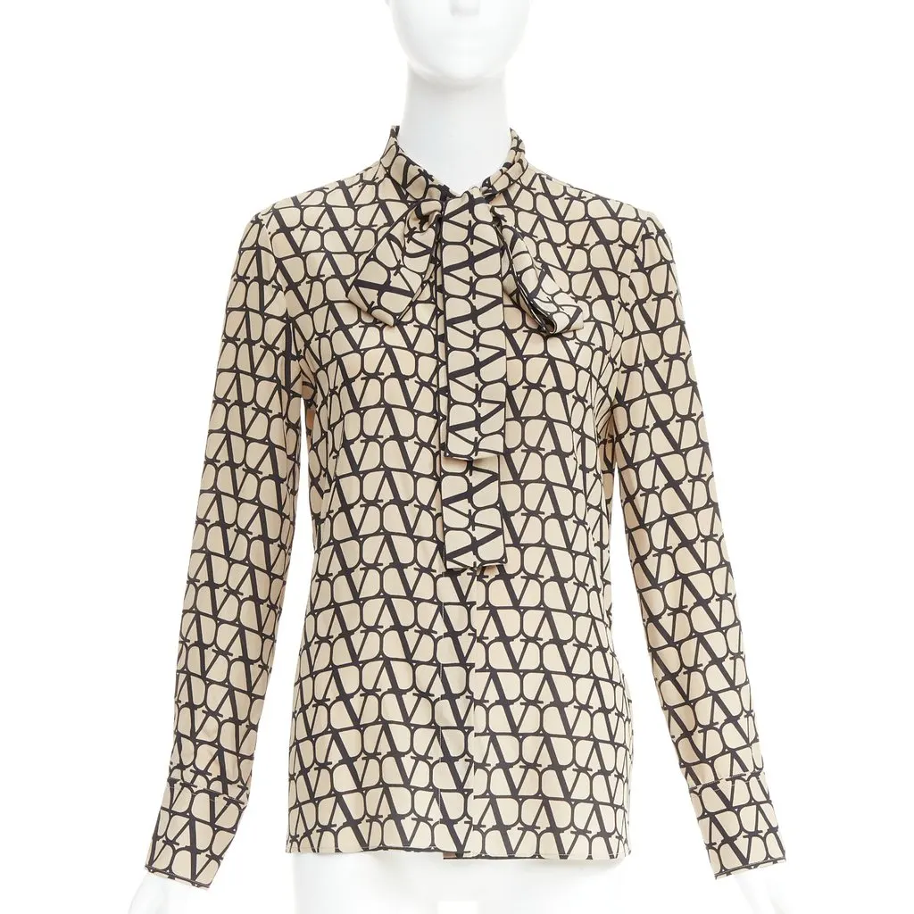 Valentino Beige Silk Top Beige Silk Very good - Front View
