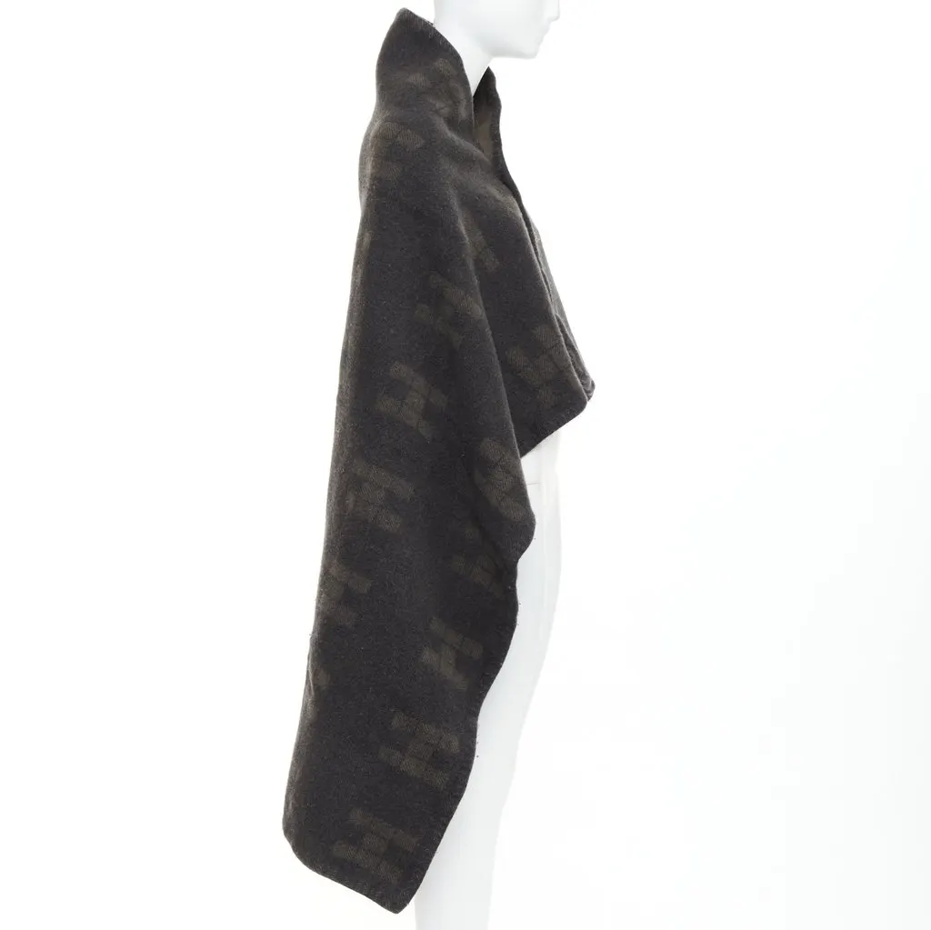 Hermès Khaki Scarf Khaki Fair - Model View