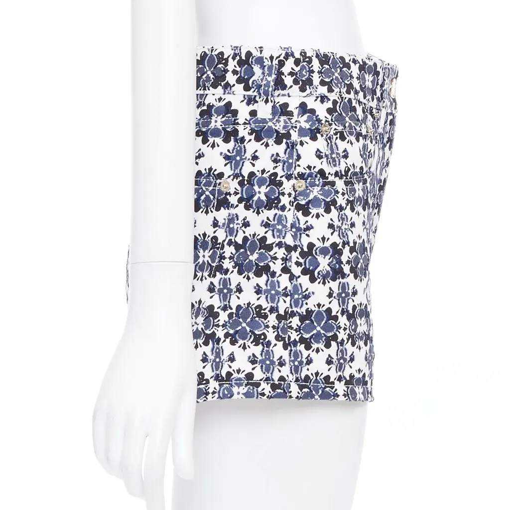 Louis Vuitton Blue Cotton Shorts Blue Cotton Very good - Model View