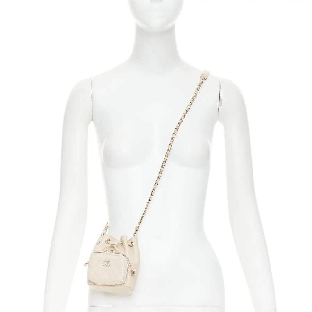 Chanel Beige Leather Handbag Beige Leather Very good - Back View