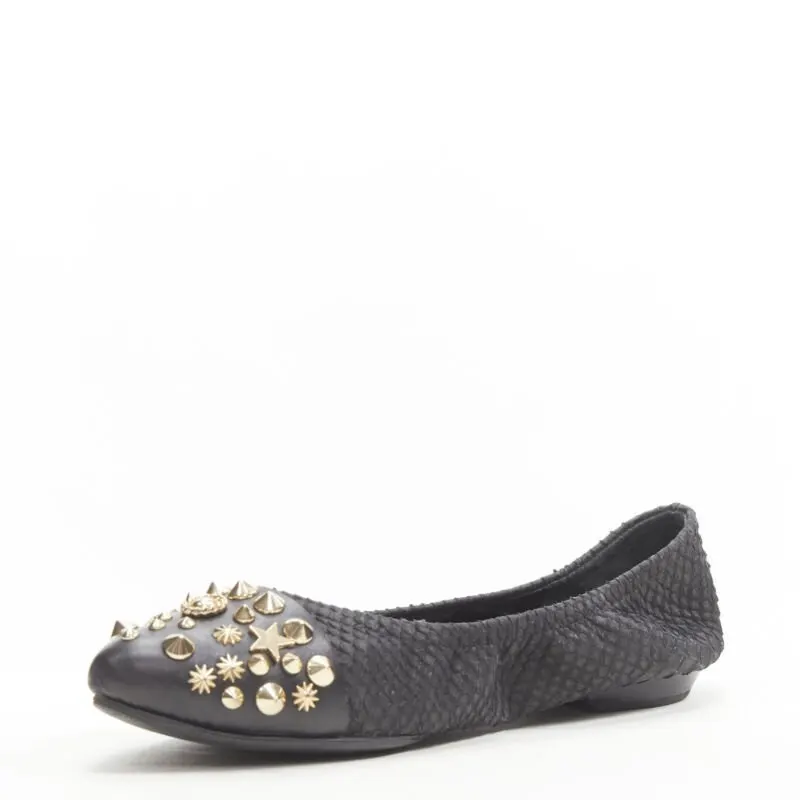 Givenchy Embroidery Babouche Slippers Black Leather Very good - Model View