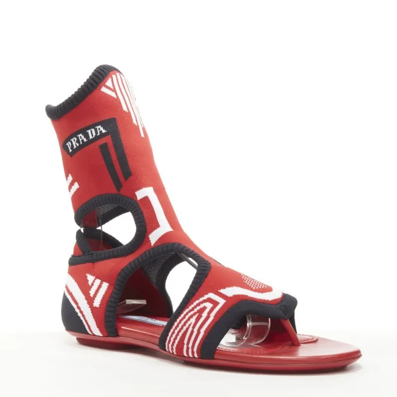 Prada Red Sandals Red Very good - Back View