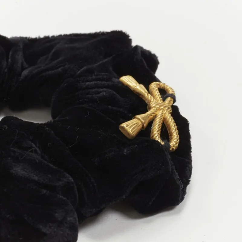 Unsigned Bow Scrunchie Black Velvet Very good - Inside View