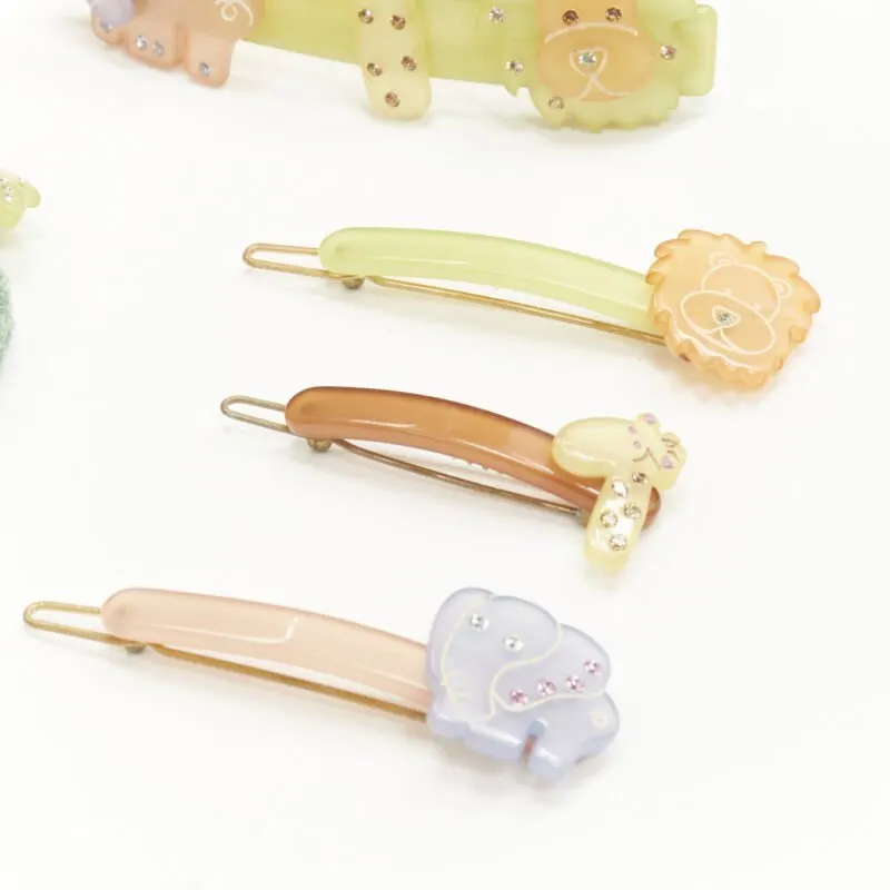 Unsigned Safari Hair Clips MultiColor Plastic Very good - Model View